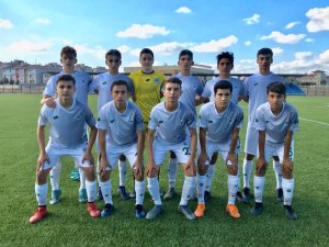 U14, 15 ve 16’da liderliğe devam