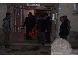 2 çocuk annesi kadın çocuğunun gözleri önünde öldürüldü