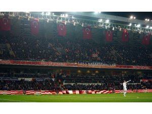 Başakşehir yenilmezliğini 7 maça çıkardı