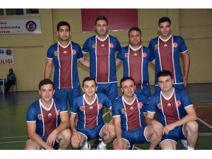 Voleybol turnuvasının şampiyonu Jandarma