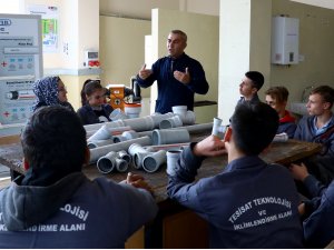 Geleceğin mühendislerinden "elektrik ve su tasarruflu" sistem