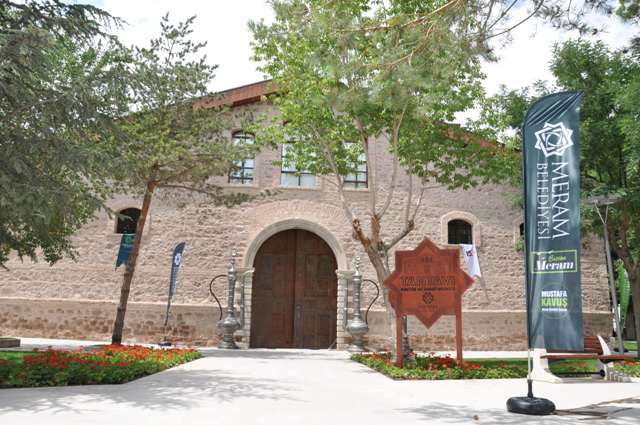 Tantavi sanatseverlerin buluşma adresi oldu