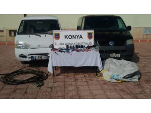 Kablo hırsızları jandarmadan kaçamadı