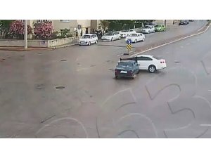 Çanakkale’deki trafik kazaları mobese kameralarına yansıdı