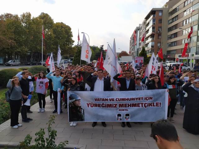 TGB Konya’dan Cumhuriyet yürüyüşü