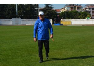 Isparta 32 Spor Teknik Direktörü Hasan Şengün, görevine başladı