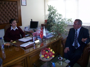 Beyşehir'de makam koltukları çocukların