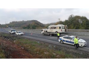Madencileri taşıyan işçi servisi kaza yaptı: 14 yaralı