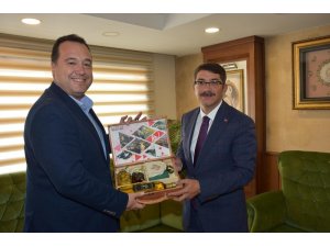 İki başkan ilçeleri için neler yapabileceklerini konuştu