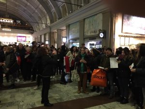 İsveç’teki Şilililerden ülkelerindeki gösterilere destek