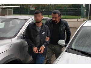 Tüfekle 2 kişiyi yaralayan zanlı yakalandı