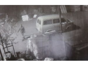 Hırsızlık anı kamerada