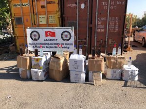 Gaziantep’te 435 şişe sahte içki ele geçirildi
