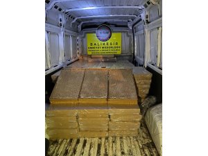 Balıkesir’de 468 bin makaron ele geçirildi