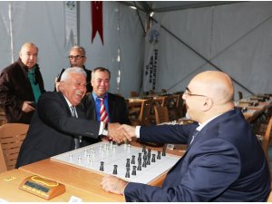 Dünya dama şampiyonları Efeler’de