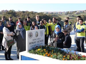 Tribünde kalp krizi geçirmesi sonucu ölen Koray Şener anıldı