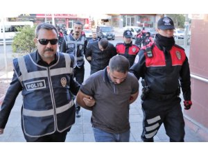 Telefon dolandırıcısı 2 kişi tutuklandı