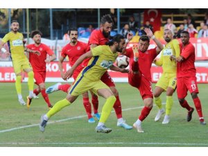 TFF 1. Lig: Menemenspor: 1 - Ümraniyespor: 0