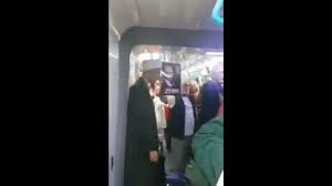 Siz anca metroda hoplarsınız gerici zırtapozlar!..