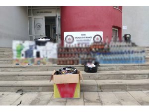 ’Mısır Çarşısı’na kaçak ürün operasyonu