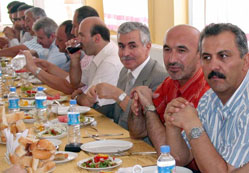 AK Partili vekiller Beyşehir'de