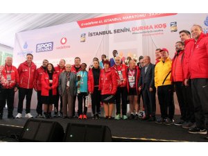 Vodafone İstanbul Maratonu’nda kazananlar ödüllerini aldı