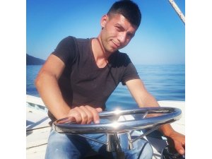 Denize düşen genç balıkçı, boğulma tehlikesi geçirdi