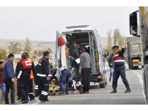 Afyonkarahisar’da feci kazada yaralanan 2 kişi hayatını kaybetti