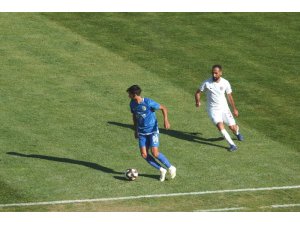 Başkan Karlahan hakem kararlarına tepkili