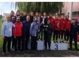 Van Büyükşehir Belediyesi atletizm dalında finallerde