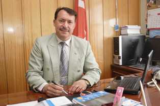 'Hizmete susamış bir kasabamız var'