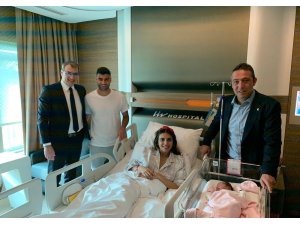 Deniz Türüç baba oldu