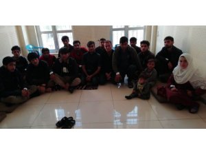 Gaziantep’te 17 kaçak göçmen yakalandı