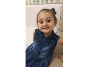 Hafif ticari aracın çarptığı 3 yaşındaki çocuk ağır yaralandı