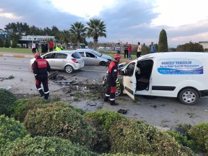 GÜNCELLEME - Denizli'de zincirleme trafik kazası: 1 ölü, 2 yaralı