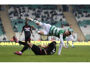 Bursaspor bu sezon sahasında ilk kez puan kaybetti