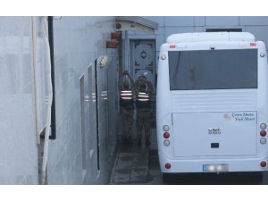 Öldürülen teröristlerle bağlantılı 5 şüpheli adliyede