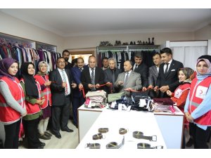 Tunceli’ de ‘Giysibank’ projesi
