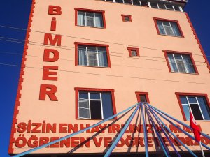 BİMDER'den üniversite öğrencilerine burs