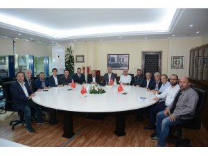 Yeni Başkan Ülker’den Karacabey Belediyespor’a ziyaret