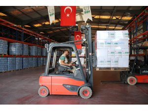 İHH'den Suriyeli ailelere kış öncesi 107 tır yardım yapıldı