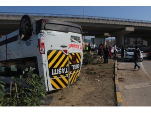 Hatay’da korkutan öğrenci servisi kazası