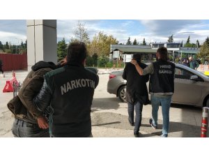 Samsun’da 14 kilo esrarla yakalanan 4 kişi tutuklandı
