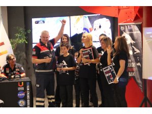 Öğrenciler uzaydaki astronotlarla bağlantı kurdu