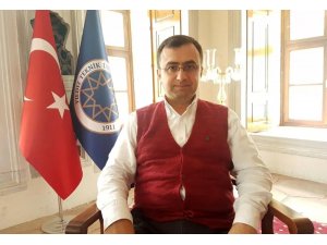 "Trump, dış politikada rasyonel olan bazı adımları içeride açıklamakta zorlanıyor"