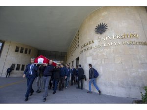 Arkeolog Çınaroğlu için Ankara Üniversitesi'nde tören düzenlendi