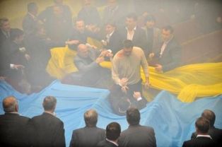 Parlamentoya sis bombası!