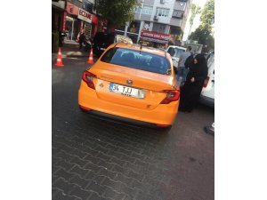 İstanbul’da taksicinin telefonunu unutan turistten 150 lira aldığı iddiası