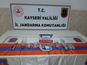 Kayseri’de 25 bin litre kaçak akaryakıt ele geçirildi