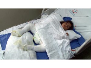 Oyun oynayan çocuk tandıra düşerek feci şekilde yandı